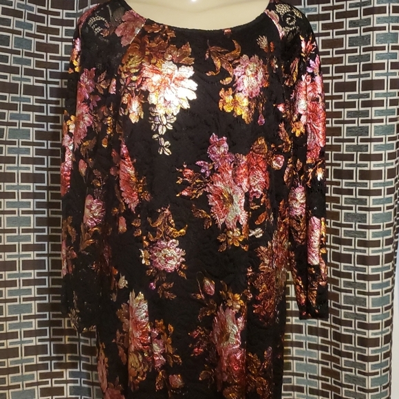 MAREE POR TOI FLORAL LACE DRESS - Picture 3 of 9